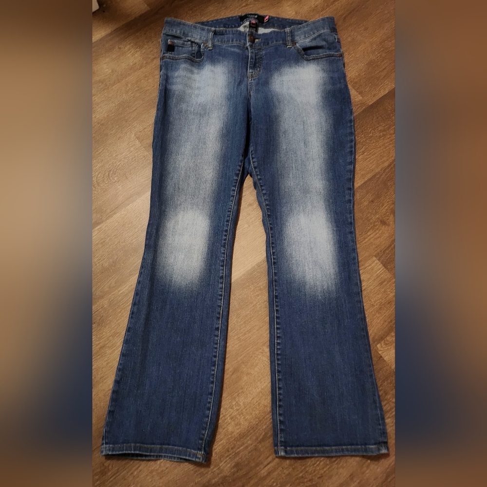 Torrid Stonewashed High Waisted Bootcut Jeans (16)